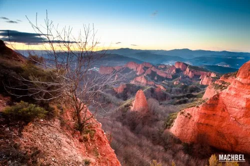Las Médulas al anochecer (Calibrado)